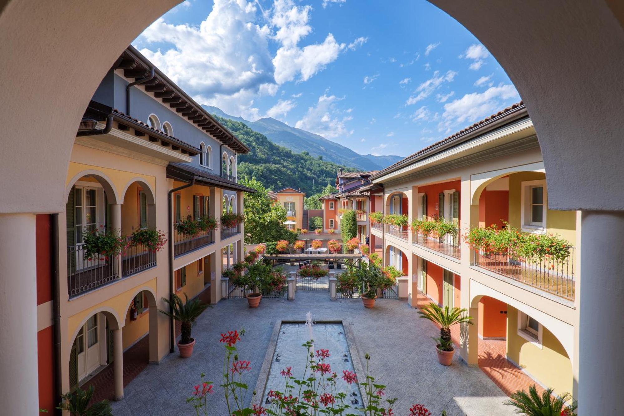 Aquazzurra Resort & Aparthotel Cannobio Exterior photo